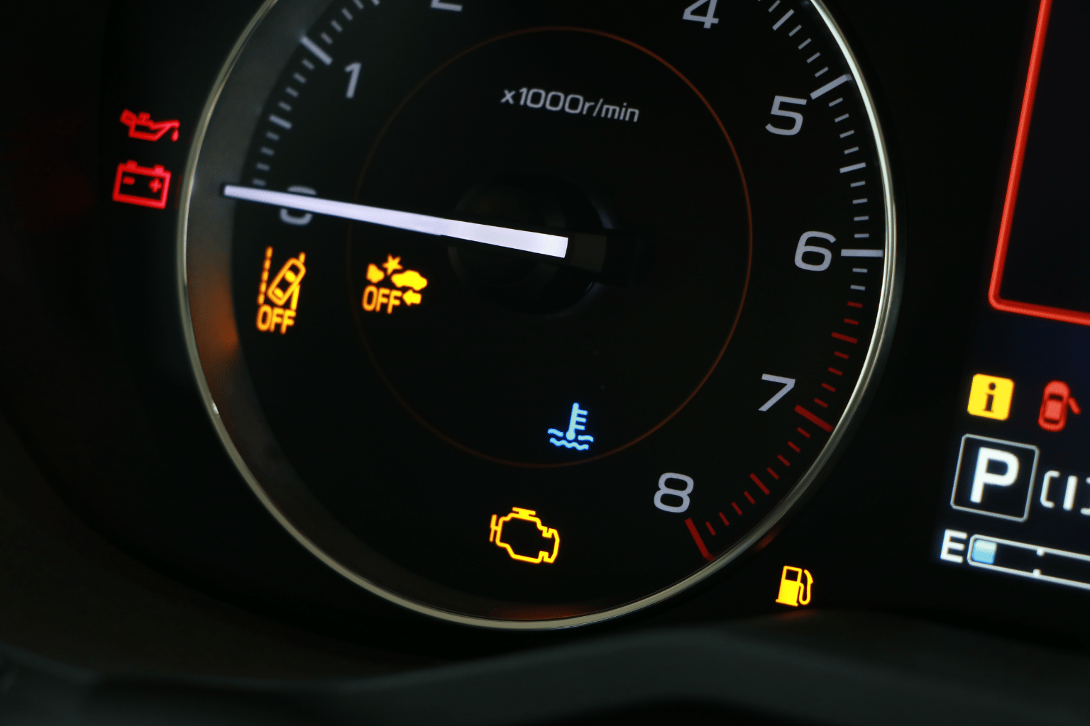 10 stvari koje radite svom automobilu, a mehaničari bi voleli da odmah prestanete